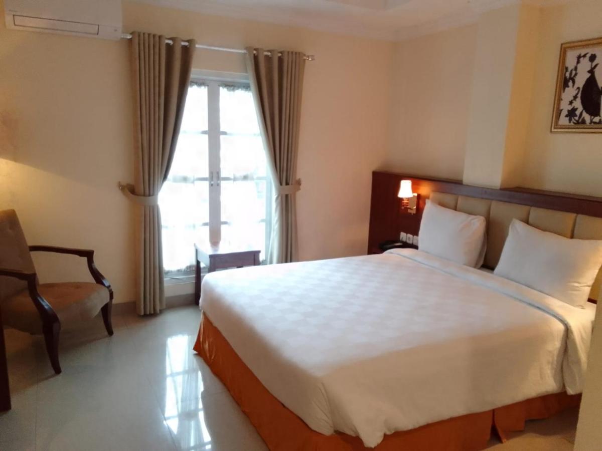 Le Semar Hotel Karawaci Dahung Kültér fotó